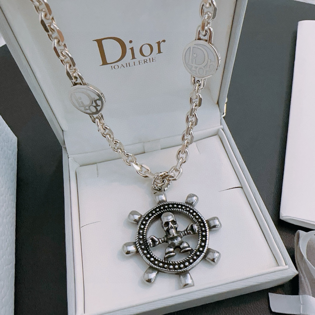    DIOR🔥新款 迪奥项链🇷🇼原单货🇷🇼专柜新款开模复古潮流时尚必备 男女均可佩戴 情侣款同款 摇滚