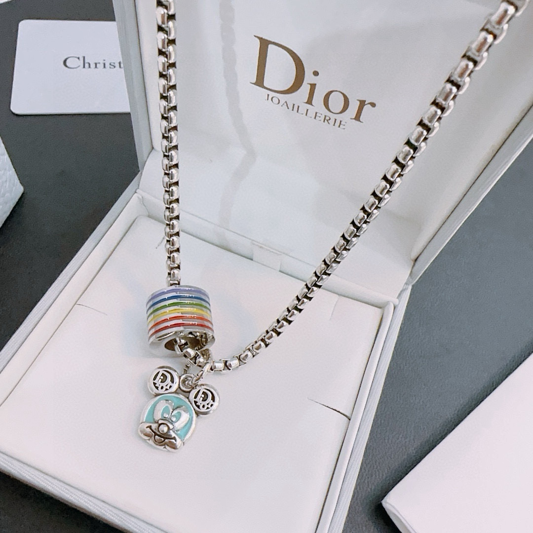    DIOR🔥新款 迪奥项链🇷🇼原单货🇷🇼专柜新款开模复古潮流时尚必备 男女均可佩戴 情侣款同款 摇滚