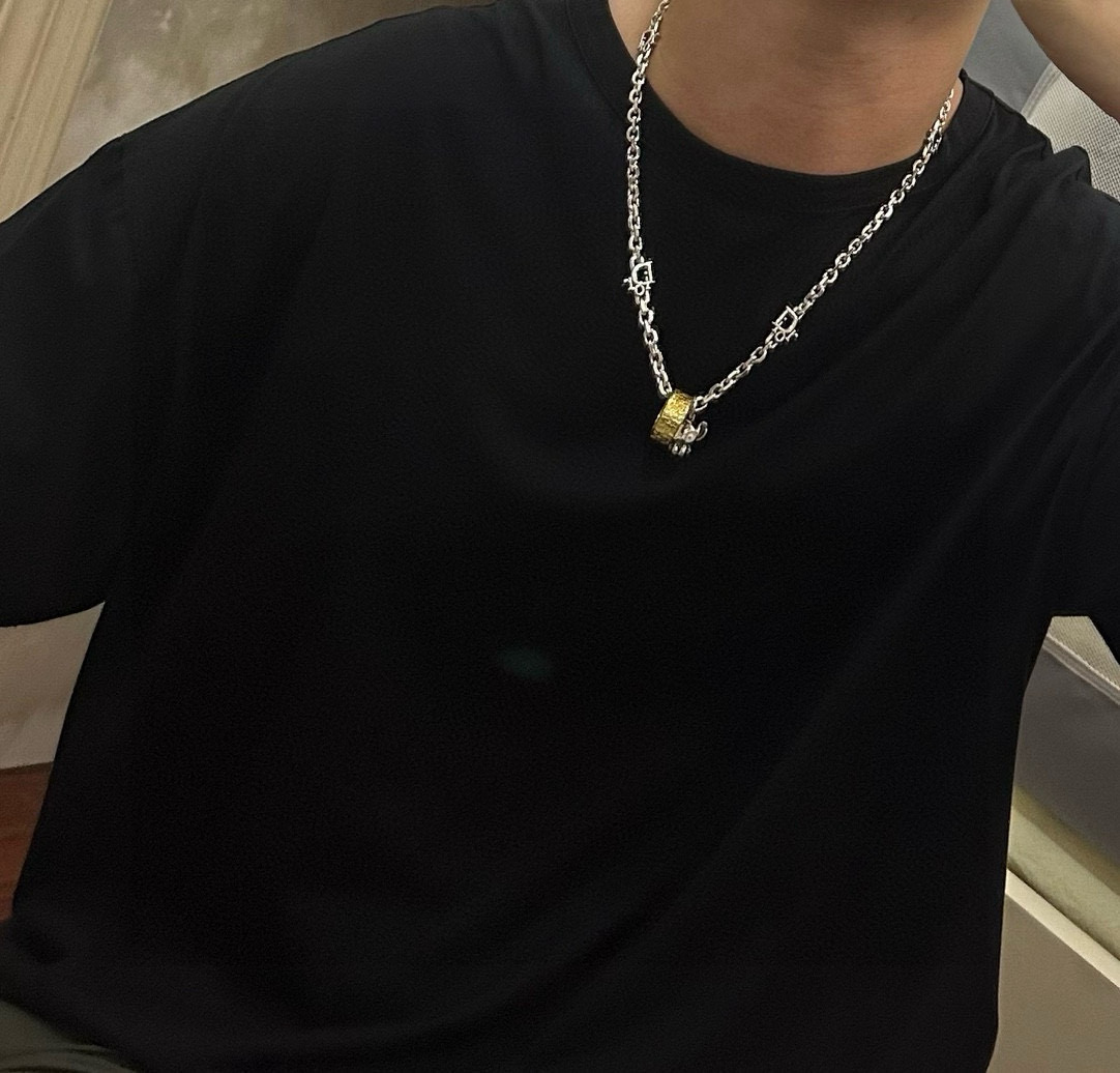    DIOR🔥新款 迪奥项链🇷🇼原单货🇷🇼专柜新款开模复古潮流时尚必备 男女均可佩戴 情侣款同款 摇滚