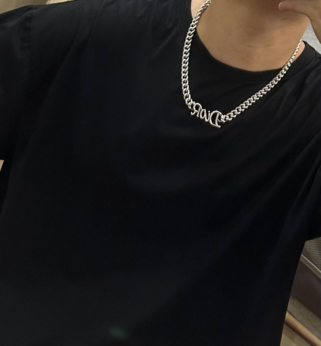    DIOR🔥新款 迪奥项链🇷🇼原单货🇷🇼专柜新款开模复古潮流时尚必备 男女均可佩戴 情侣款同款 摇滚
