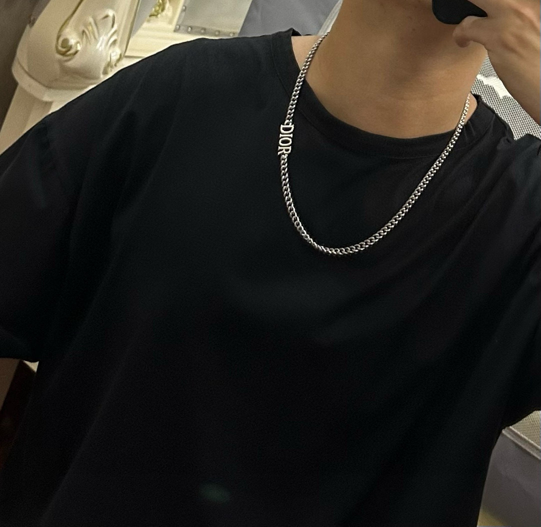    DIOR🔥新款 迪奥项链🇷🇼原单货🇷🇼专柜新款开模复古潮流时尚必备 男女均可佩戴 情侣款同款 摇滚