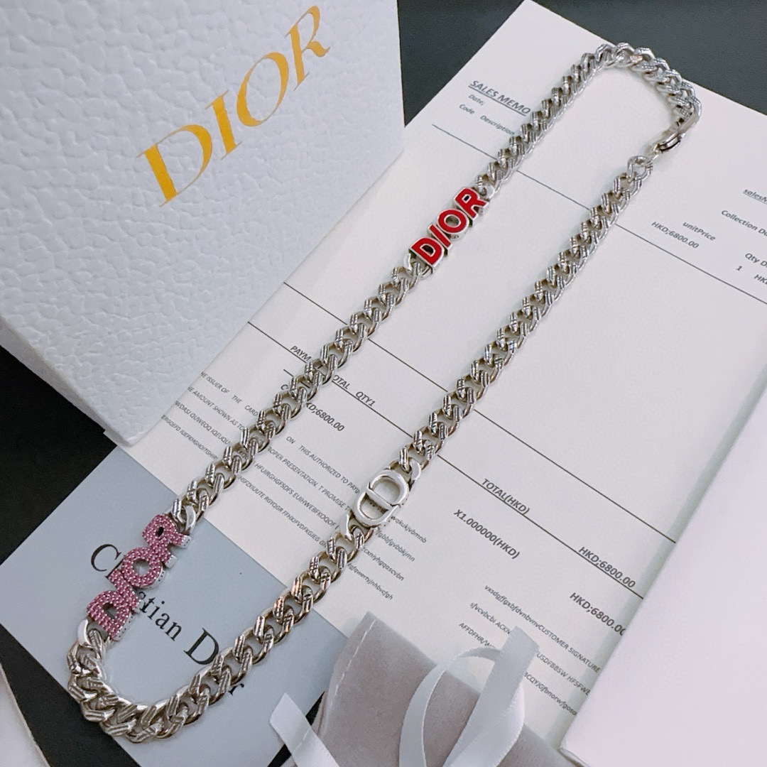    DIOR🔥新款 迪奥项链🇷🇼原单货🇷🇼专柜新款开模复古潮流时尚必备 男女均可佩戴 情侣款同款 摇滚