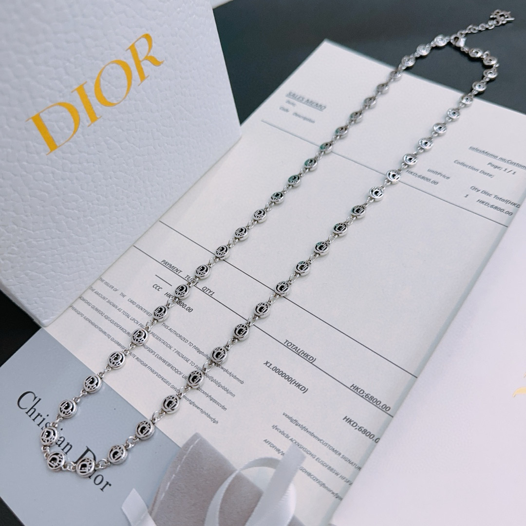    DIOR🔥新款 迪奥项链🇷🇼原单货🇷🇼专柜新款开模复古潮流时尚必备 男女均可佩戴 情侣款同款 摇滚