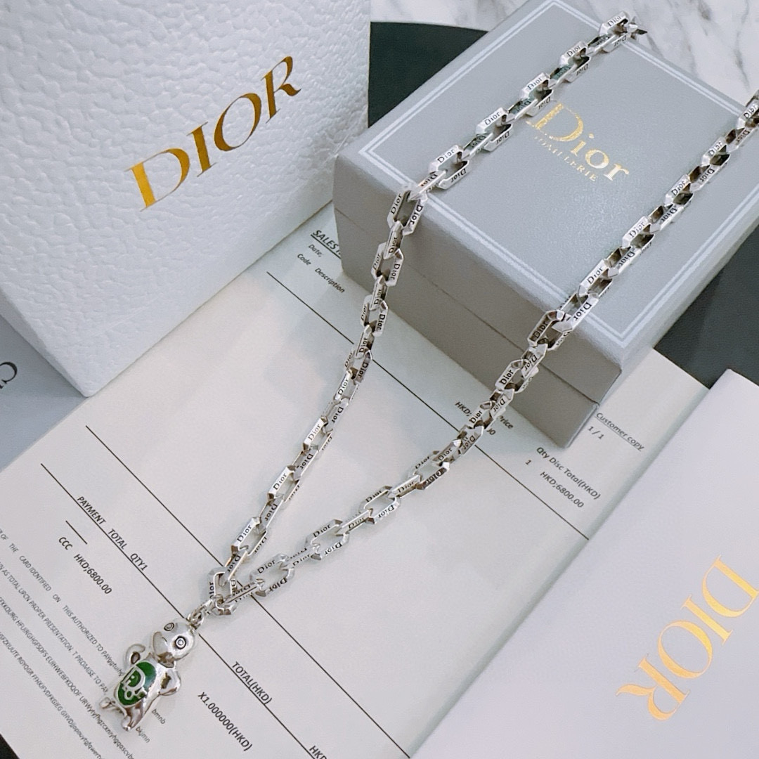    DIOR🔥新款 迪奥项链🇷🇼原单货🇷🇼专柜新款开模复古潮流时尚必备 男女均可佩戴 情侣款同款 摇滚