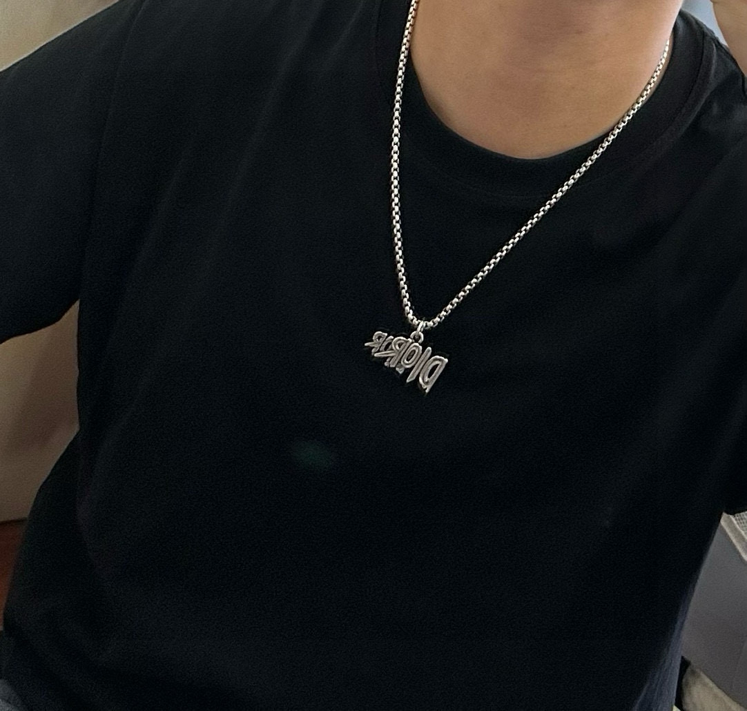    DIOR🔥新款 迪奥项链🇷🇼原单货🇷🇼专柜新款开模复古潮流时尚必备 男女均可佩戴 情侣款同款 摇滚