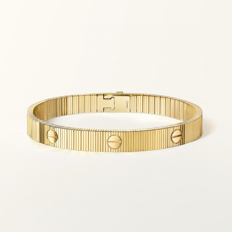 NO:642746,High version of the new Cartier bracelet two-color shipping details, stacked with bracelets to look more beautiful, fine jewelry, cartier, bracelet, bracelet19860909高版本新款卡地亚手链双色出货细节图,叠戴搭配手镯更加好看,饰品精品,cartier,bracelet,bracelet,Jewelry