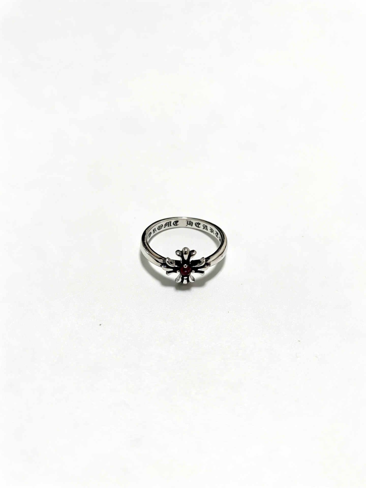 NO:879524,Chrome Hearts Chrome Hearts new classic three-dimensional multi-cross silver ring, high version, same style for men and women, full of personality, code number 67891011, jewelry boutique, chrome hearts, chrome hearts, ring19860909Chrome Hearts 克罗心新款 经典立体多十字架银戒指 高版本打造 男女同款 个性十足 码数67891011,饰品精品,chrome hearts,chrome hearts,ring,Jewelry