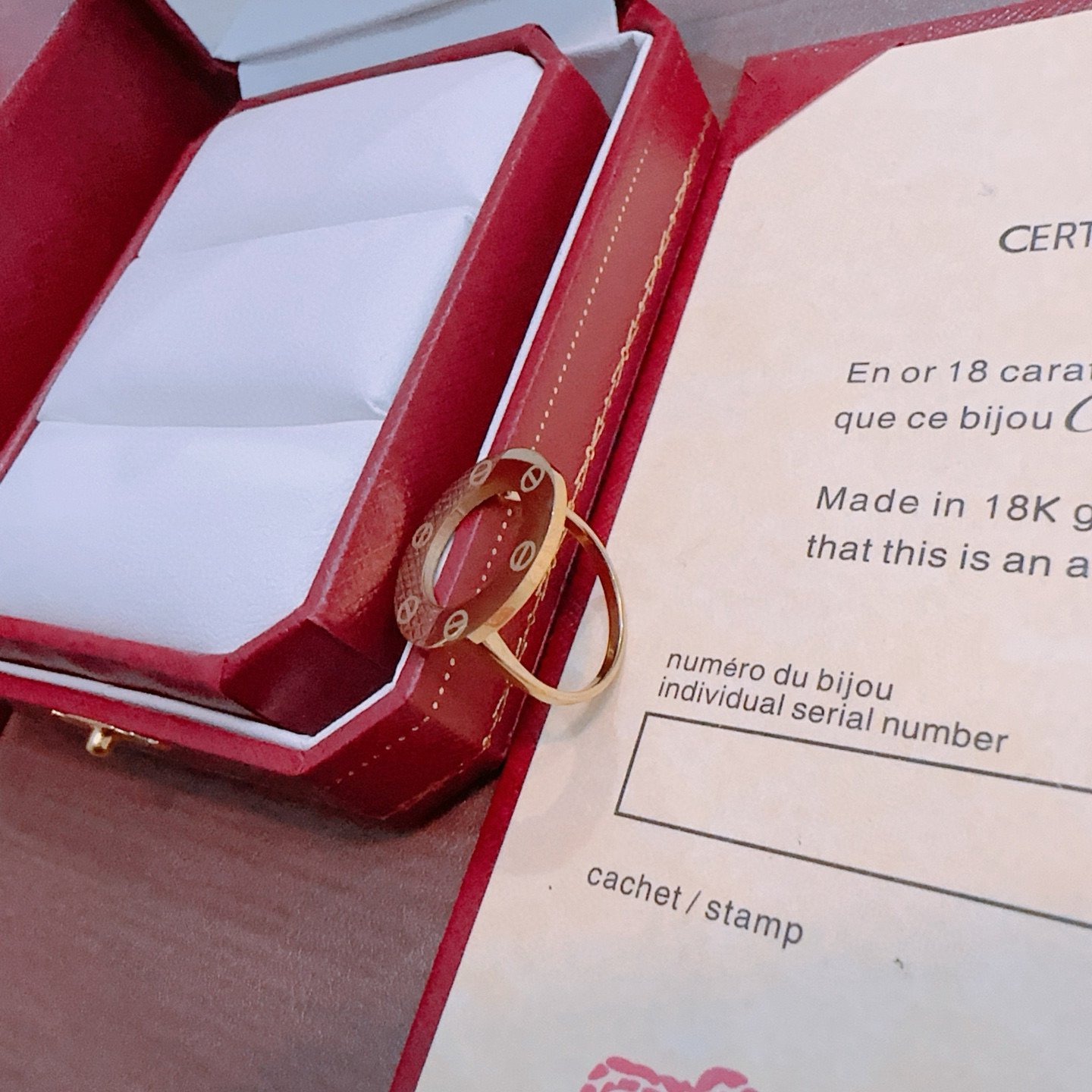 Cartier 戒指新款卡地亚套装项链耳环手链戒指（泰钢材质）系列 那种独特的色泽完全无可挑剔 再缀以 指环外形设计