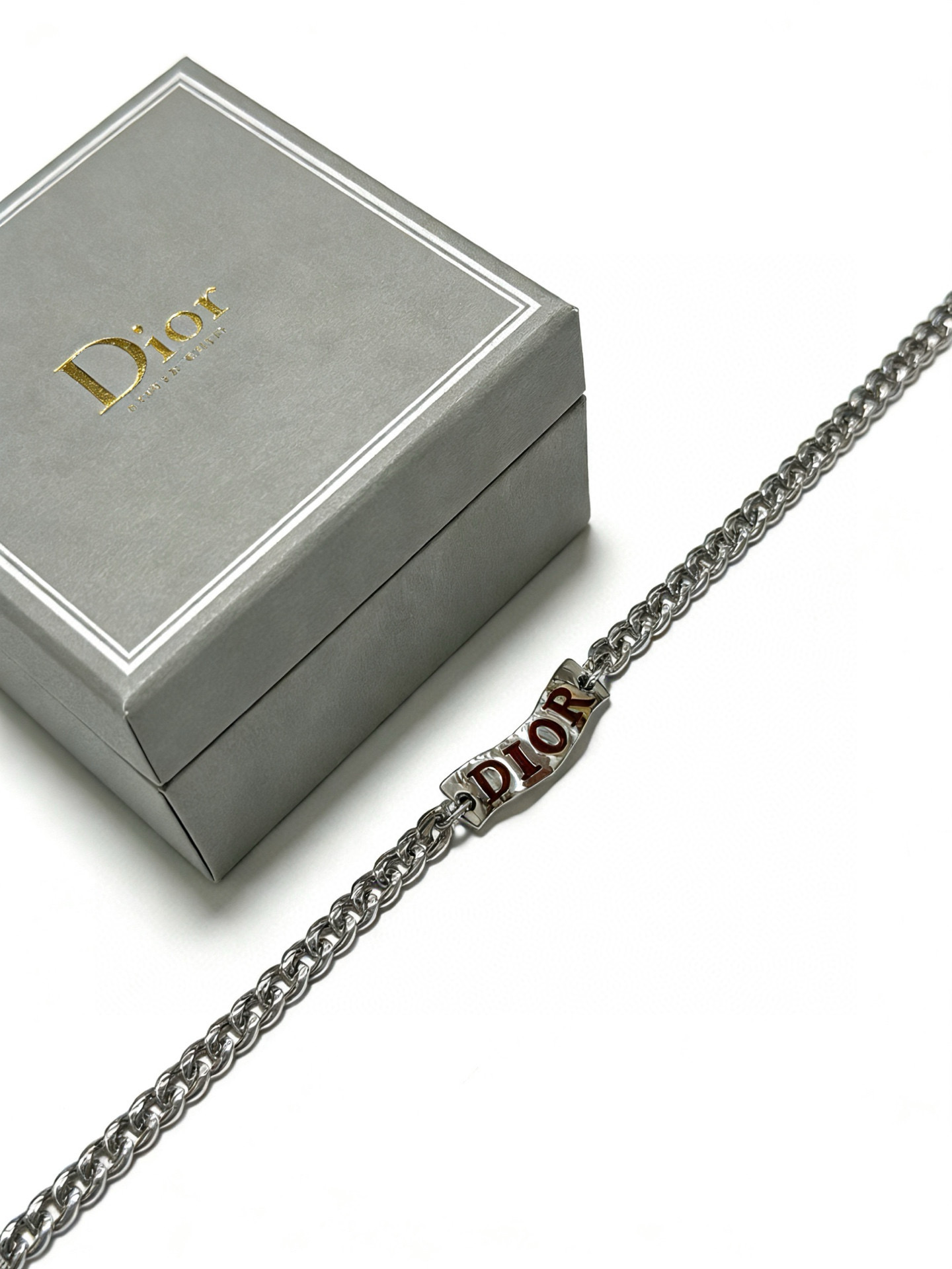 Dior DIOR新款 高品质迪奥项链 新款开模 潮流 男女均可佩戴 同款 摇滚朋克泰银风格 元素 潮流百搭 项链最新款链条档次更高明星 款手链古巴链系列 银项链