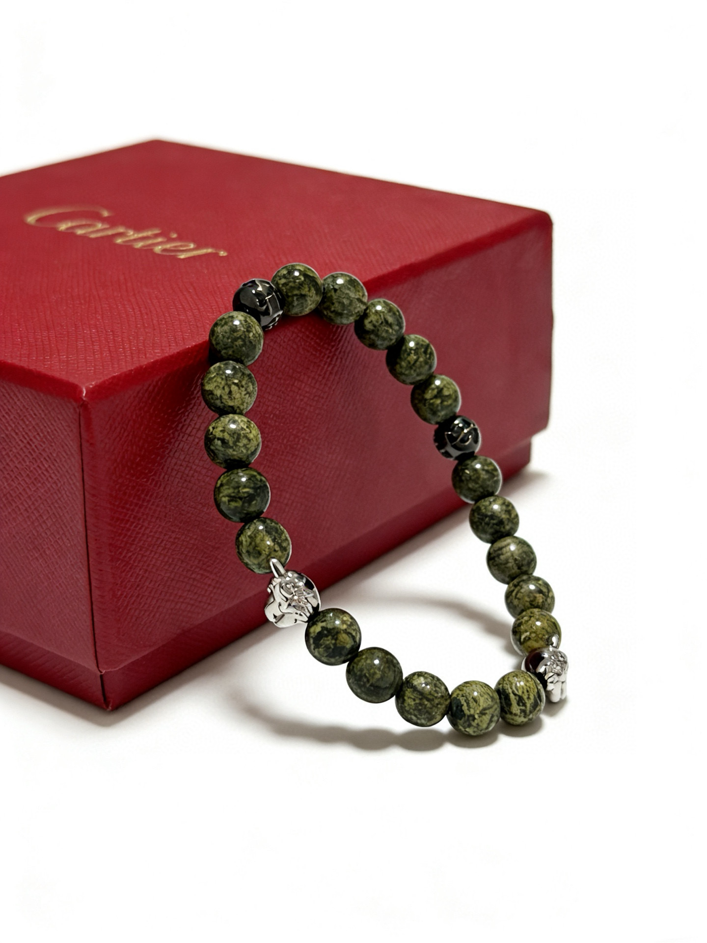 Cartier 新款卡地亚豹子玛瑙手链V金材质系列 品相完美 细节无敌 那种独特的色泽完全无可挑剔