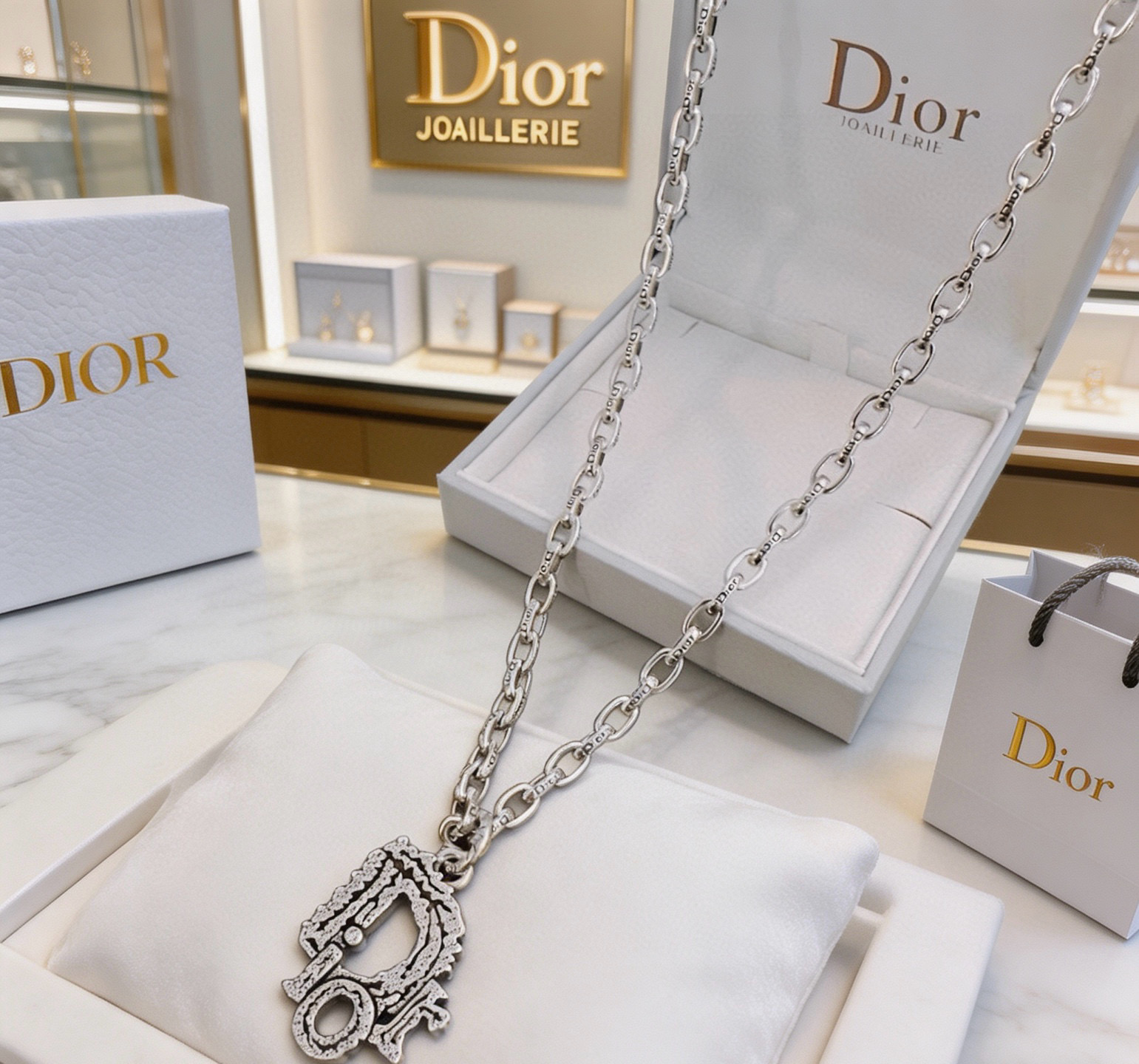 Dior DIOR 新款 迪奥项链 潮流