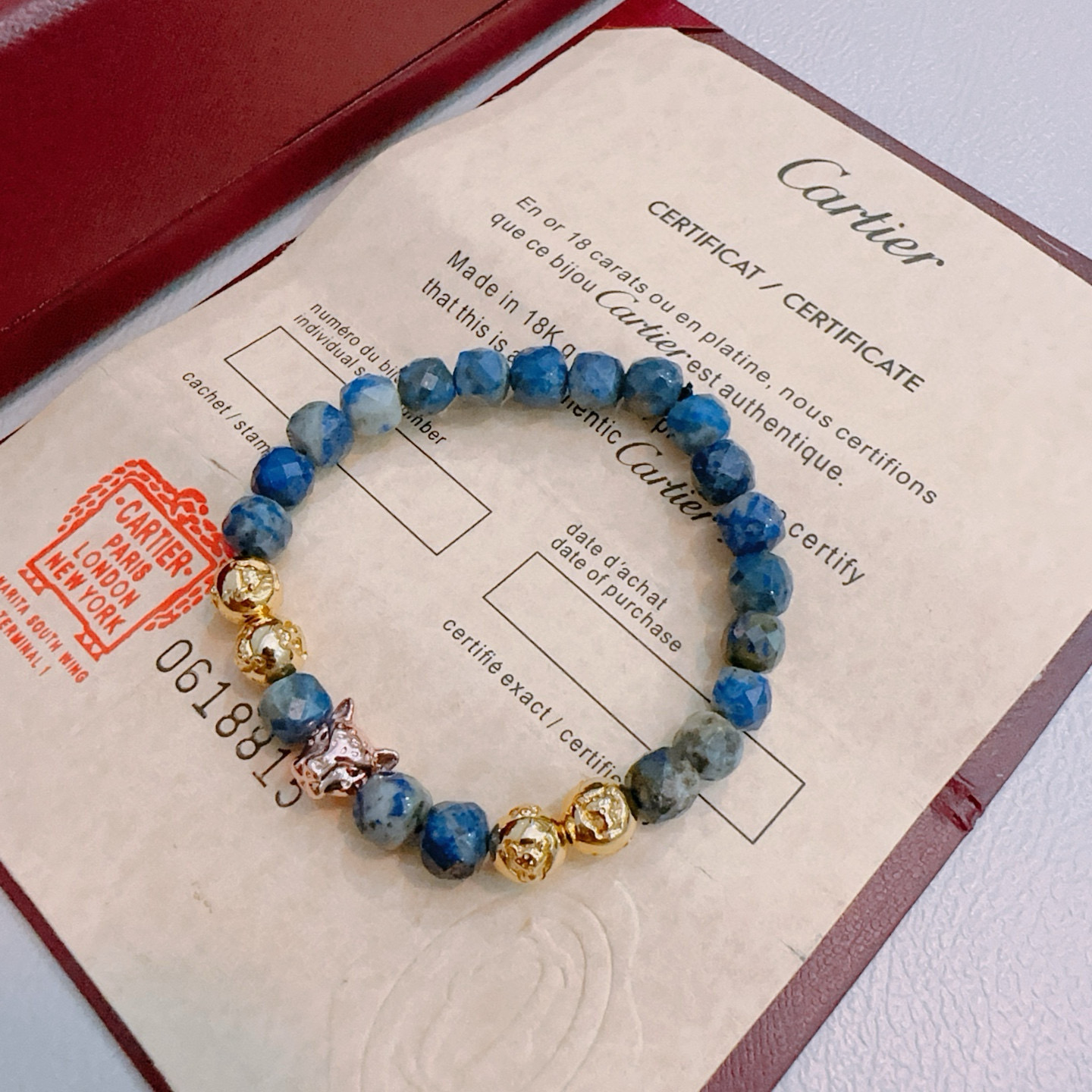 Cartier 新款卡地亚豹子玛瑙手链V金材质系列 品相完美 细节无敌 那种独特的色泽完全无可挑剔