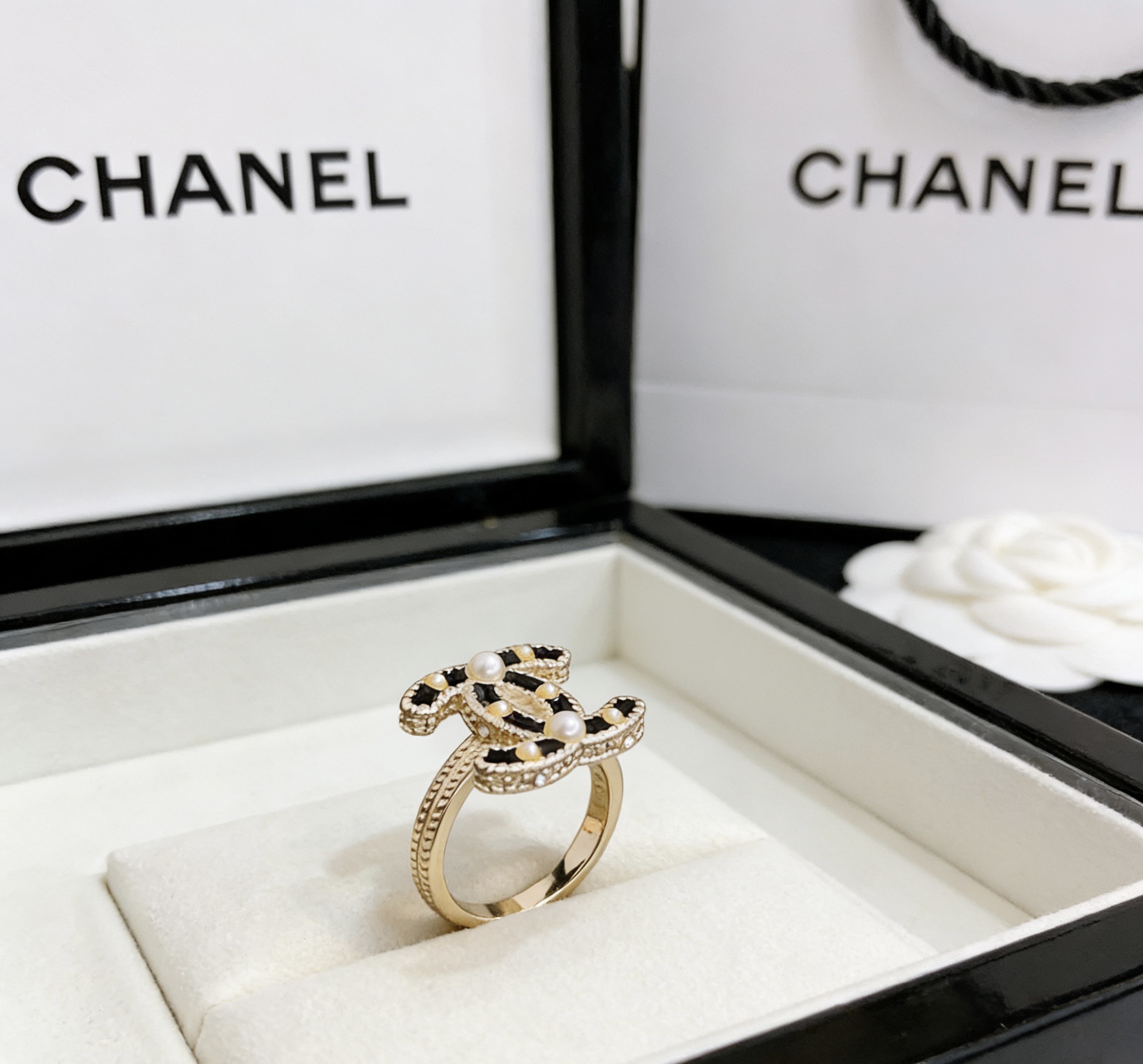Chanel Chanel 香奈儿 简约 珍珠戒指 精选 质重工打造 适合各种各样手指 码数678