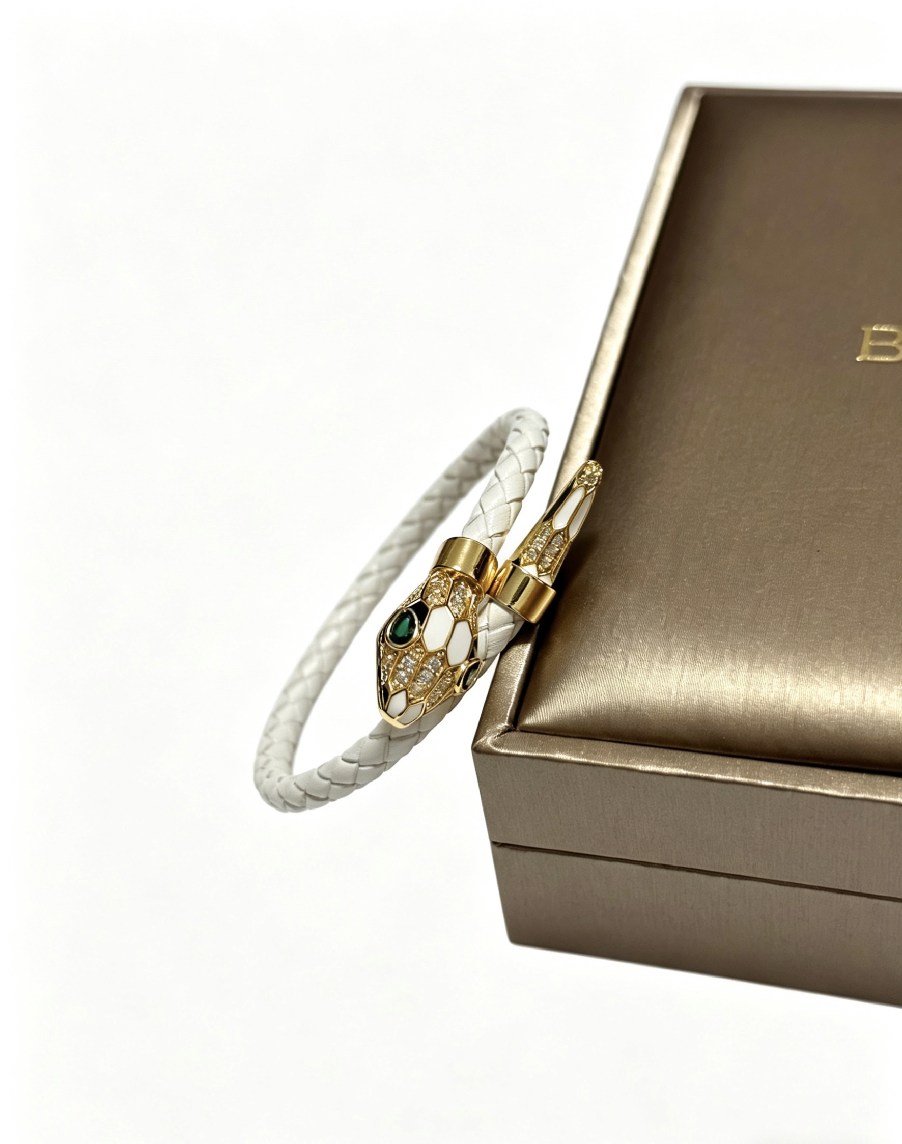 Accessories Style Leather Chain Bag Lookbook Reference image 1