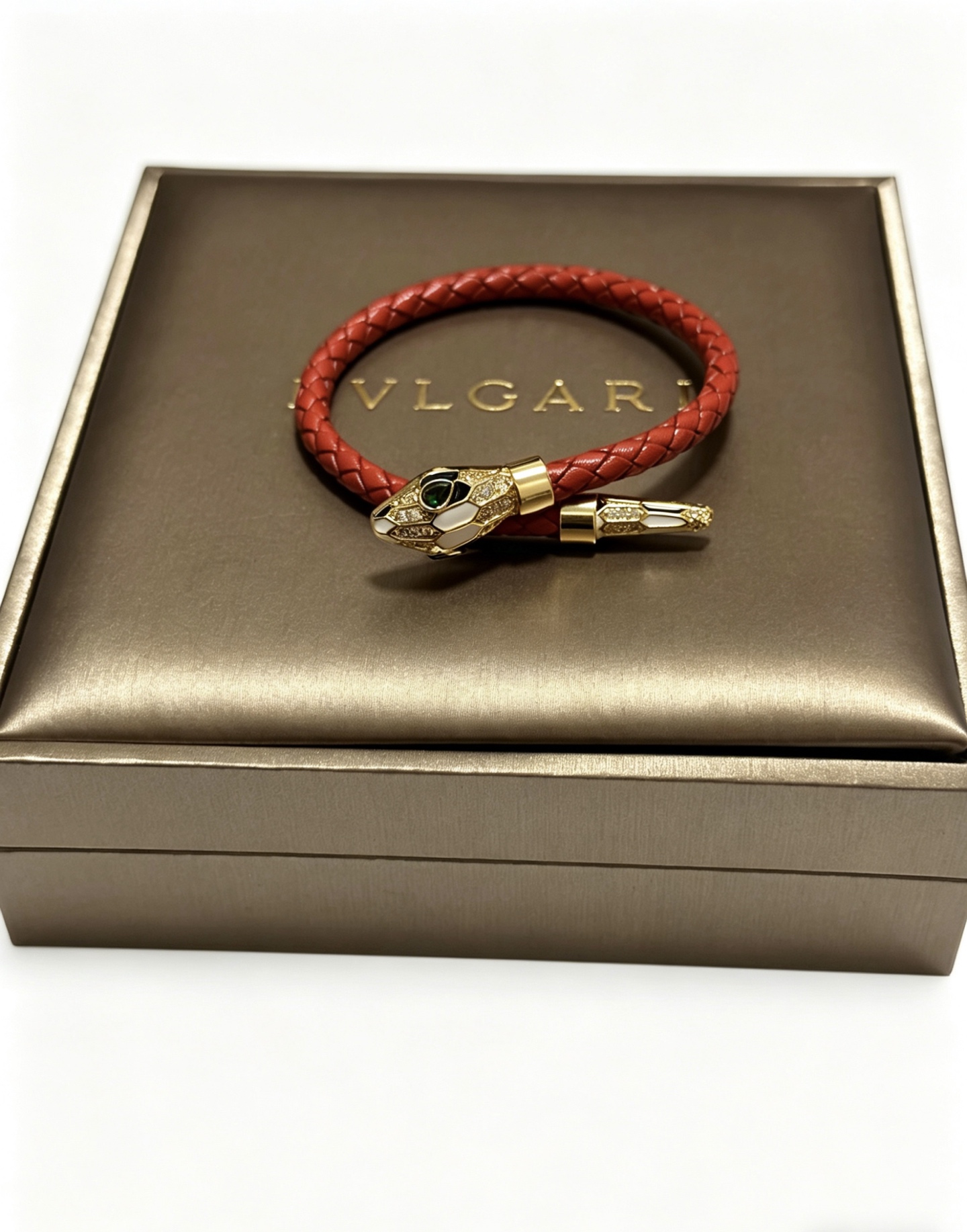 Accessories Style Leather Chain Bag Lookbook Reference image 2