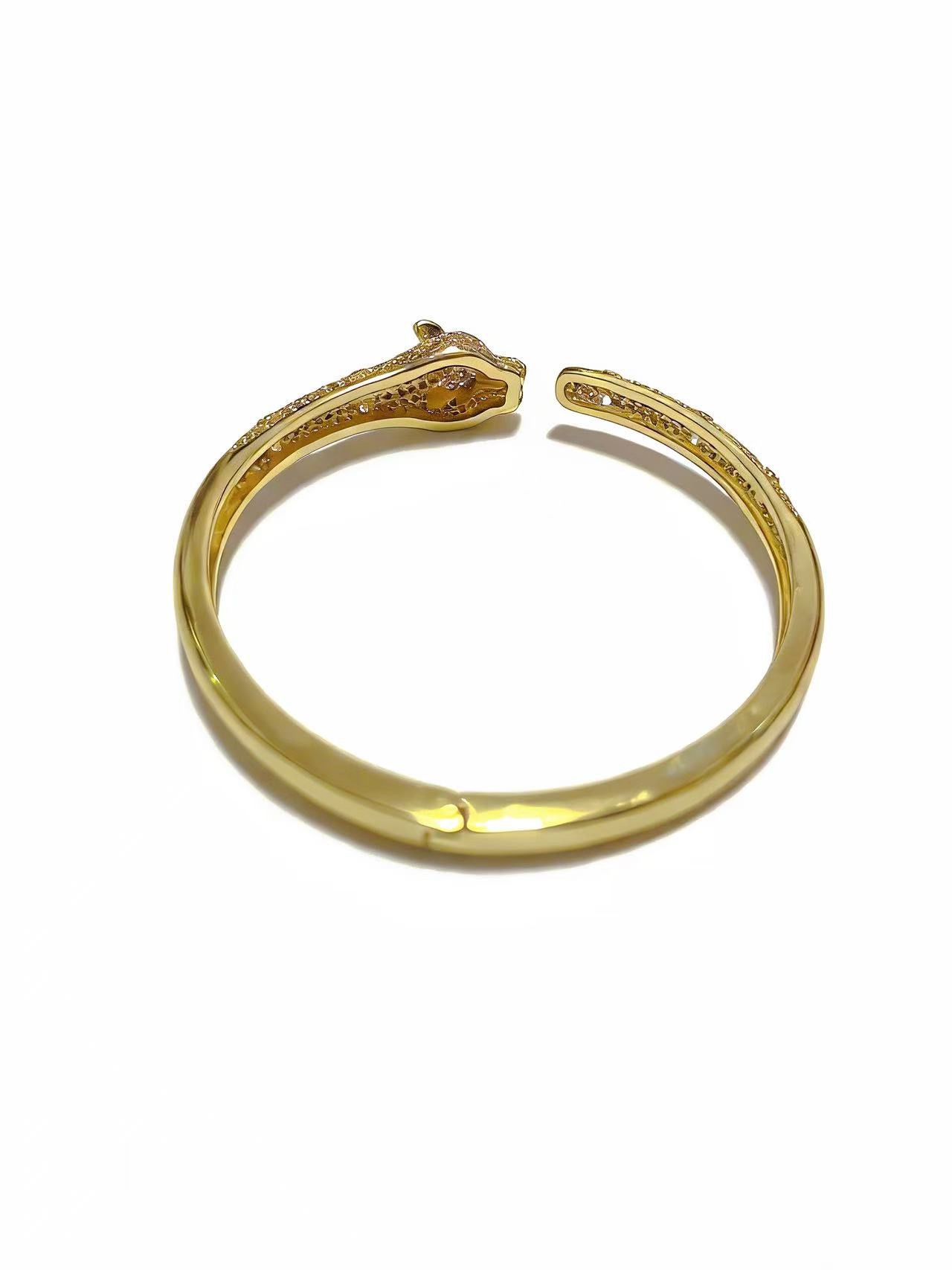 Accessories Style Accessories Accessories Accessories detail image 9 from source 780567