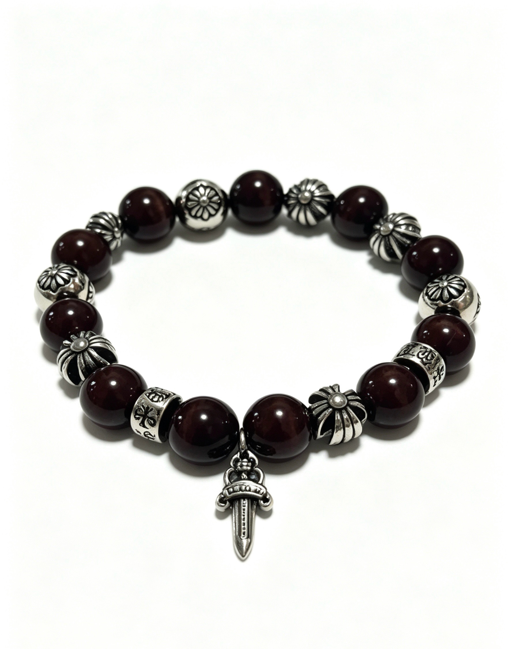 NO:860964,New [counter quality] Chrome Hearts multi-element retro cross agate bracelet, thick cross pendant, different pattern design styles with concave and convex shapes, showing a distinctive cross. The Scout flower is the symbol of Chrome Hearts, so it is more durable. Genuine pattern-printed Chrome Hearts distinguishes the ordinary light version in the market. Match the version and benchmark quality. Look at the printing details. The degree of retro gray oxidation. Seiko version!  !  !  Purely handmade, authentic molded fashion essentials, can be worn by both men and women, same style for couples, original official website, rock punk Thai silver style, retro elements, trendy and versatile, boutique jewelry, chrome hearts, chrome hearts, bracelets19860909新款【专柜品质】Chrome Hearts克罗心多元素复古十字架玛瑙手链 粗款十字架吊坠 凹凸造型不同的花纹设计风格 呈现出与众不同 十字架 童军花是克罗心的志 所以更经久不衰 正品打版Chrome Hearts克罗心 区别市场普通轻版 对版对标品质 看字印细节 复古做旧灰氧程度.精工版本！！！ 纯手工打造 正品开模潮流时尚必备 男女均可佩戴 情侣同款 官网原版 摇滚朋克泰银风格 复古元素 潮流百搭,饰品精品,chrome hearts,chrome hearts,bracelet,Jewelry