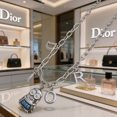 DIOR。新款 迪奥项链🇷🇼原单货🇷🇼专柜新款开模复古潮流时尚必备 男女均可佩戴 情侣款同款 摇滚朋克泰 DIOR。新款 迪奥项链🇷🇼原单货🇷🇼专柜新款开模复古潮流时尚必备 男女均可佩戴 情侣款同款 摇滚朋克泰