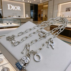 DIOR。新款 迪奥项链🇷🇼原单货🇷🇼专柜新款开模复古潮流时尚必备 男女均可佩戴 情侣款同款 摇滚朋克泰 DIOR。新款 迪奥项链🇷🇼原单货🇷🇼专柜新款开模复古潮流时尚必备 男女均可佩戴 情侣款同款 摇滚朋克泰