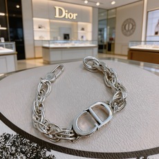 DIOR。新款 迪奥项链🇷🇼原单货🇷🇼专柜新款开模复古潮流时尚必备 男女均可佩戴 情侣款同款 摇滚朋克泰 DIOR。新款 迪奥项链🇷🇼原单货🇷🇼专柜新款开模复古潮流时尚必备 男女均可佩戴 情侣款同款 摇滚朋克泰