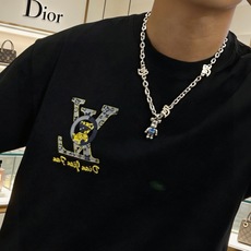 DIOR。新款 迪奥项链🇷🇼原单货🇷🇼专柜新款开模复古潮流时尚必备 男女均可佩戴 情侣款同款 摇滚朋克泰 DIOR。新款 迪奥项链🇷🇼原单货🇷🇼专柜新款开模复古潮流时尚必备 男女均可佩戴 情侣款同款 摇滚朋克泰