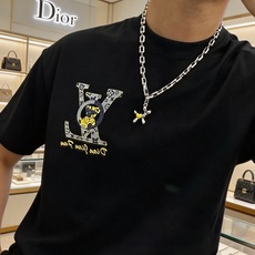 DIOR。新款 迪奥项链🇷🇼原单货🇷🇼专柜新款开模复古潮流时尚必备 男女均可佩戴 情侣款同款 摇滚朋克泰 DIOR。新款 迪奥项链🇷🇼原单货🇷🇼专柜新款开模复古潮流时尚必备 男女均可佩戴 情侣款同款 摇滚朋克泰