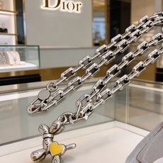 DIOR。新款 迪奥项链🇷🇼原单货🇷🇼专柜新款开模复古潮流时尚必备 男女均可佩戴 情侣款同款 摇滚朋克泰 DIOR。新款 迪奥项链🇷🇼原单货🇷🇼专柜新款开模复古潮流时尚必备 男女均可佩戴 情侣款同款 摇滚朋克泰