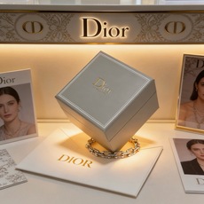 DIOR新款高品质迪奥手链原单货专柜新款开模复古潮流时尚必备 男女均可佩戴 情侣款同款 摇滚朋克泰银风格 DIOR新款高品质迪奥手链原单货专柜新款开模复古潮流时尚必备 男女均可佩戴 情侣款同款 摇滚朋克泰银风格