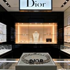 DIOR新款高品质迪奥手链原单货专柜新款开模复古潮流时尚必备 男女均可佩戴 情侣款同款 摇滚朋克泰银风格 DIOR新款高品质迪奥手链原单货专柜新款开模复古潮流时尚必备 男女均可佩戴 情侣款同款 摇滚朋克泰银风格
