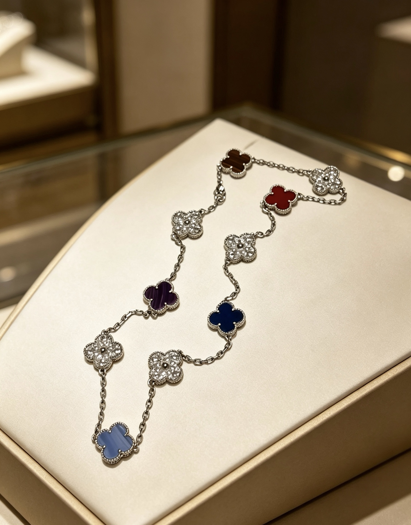 Van Cleef & Arpels Haute Joaillerie Fine Jewelry Earrings Necklace Ring 4