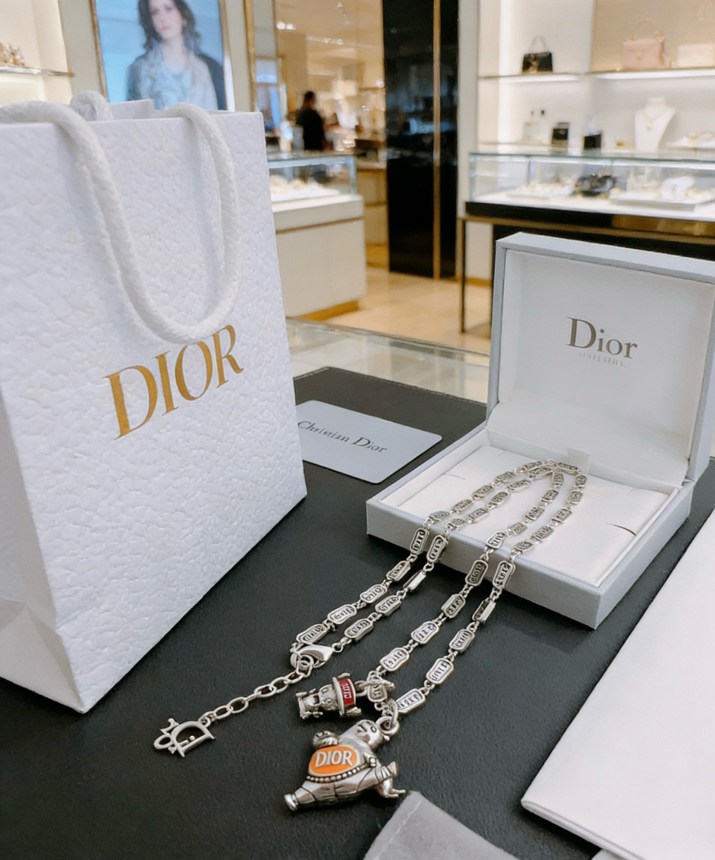 Dior Haute Joaillerie Fine Jewelry Earrings Necklace Ring Ref.438D10D5 3