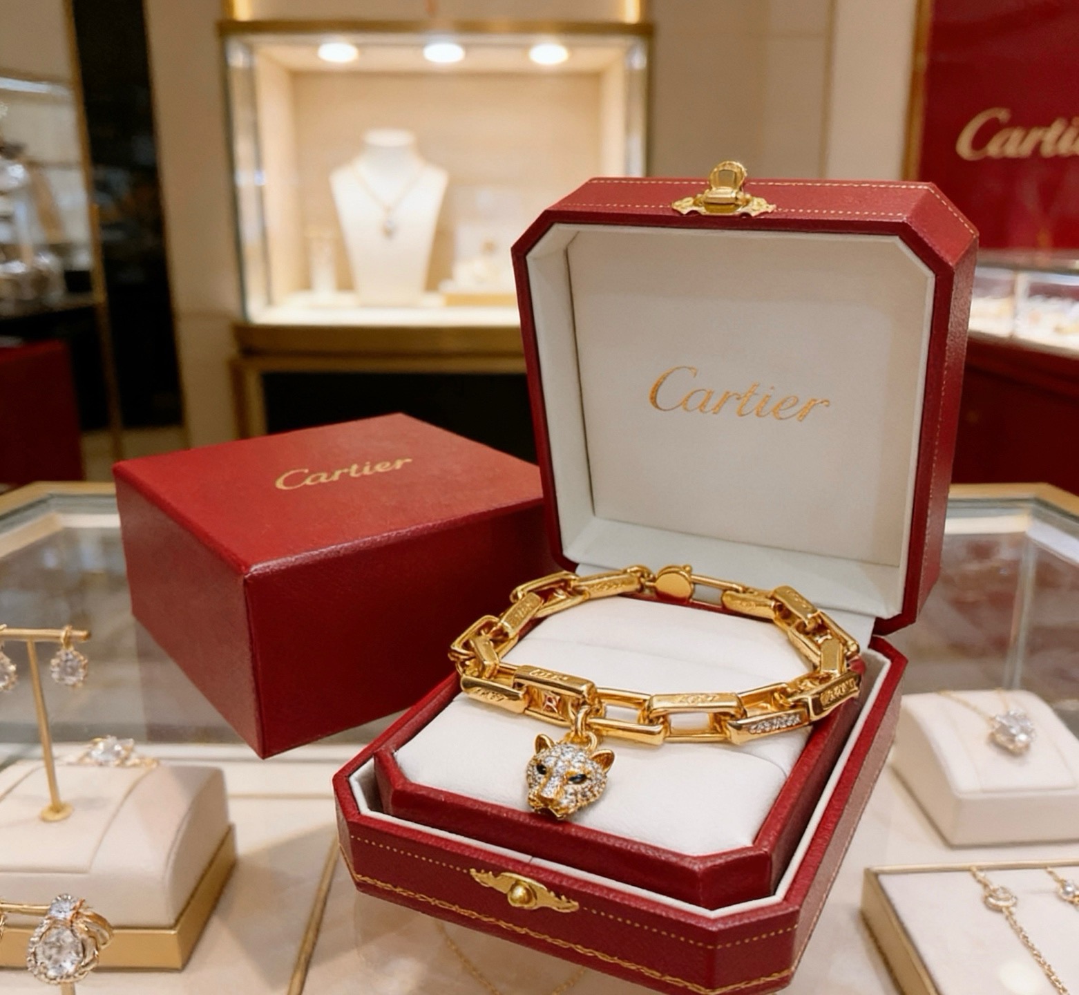 Cartier Haute Joaillerie Fine Jewelry Earrings Necklace Ring Ref 2