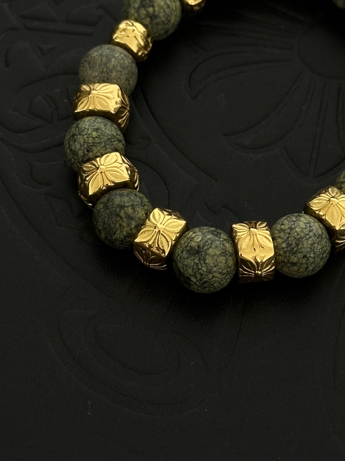 Chanel Haute Joaillerie Fine Jewelry Earrings Necklace Ring Ref.76710E81 4