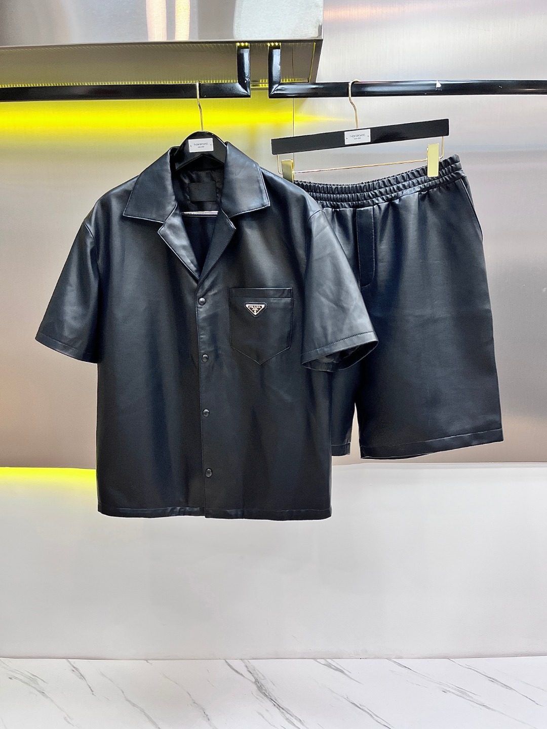 NO:675920,Brand Prada Material imported sheepskin Craftsmanship Size 48-56 (special size customization),, prada, sheepskin, Top Customize19860909品牌普拉达 材质进口绵羊皮 工艺 尺码48-56（特殊尺码定制）,,prada,sheepskin,Top Customize1,Men's clothing