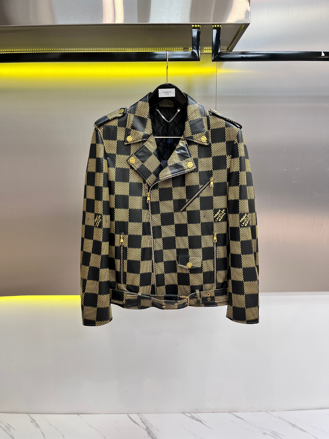 NO:674878,Brand Louis Vuitton Material imported goatskin Craftsmanship Printing Size 48-56 (special size customization),,louis vuitton,sheepskin,Top Customize119860909品牌路易威登 材质进口山羊皮 工艺 印花 尺码48-56（特殊尺码定制）,,louis vuitton,sheepskin,Top Customize1,Men's clothing