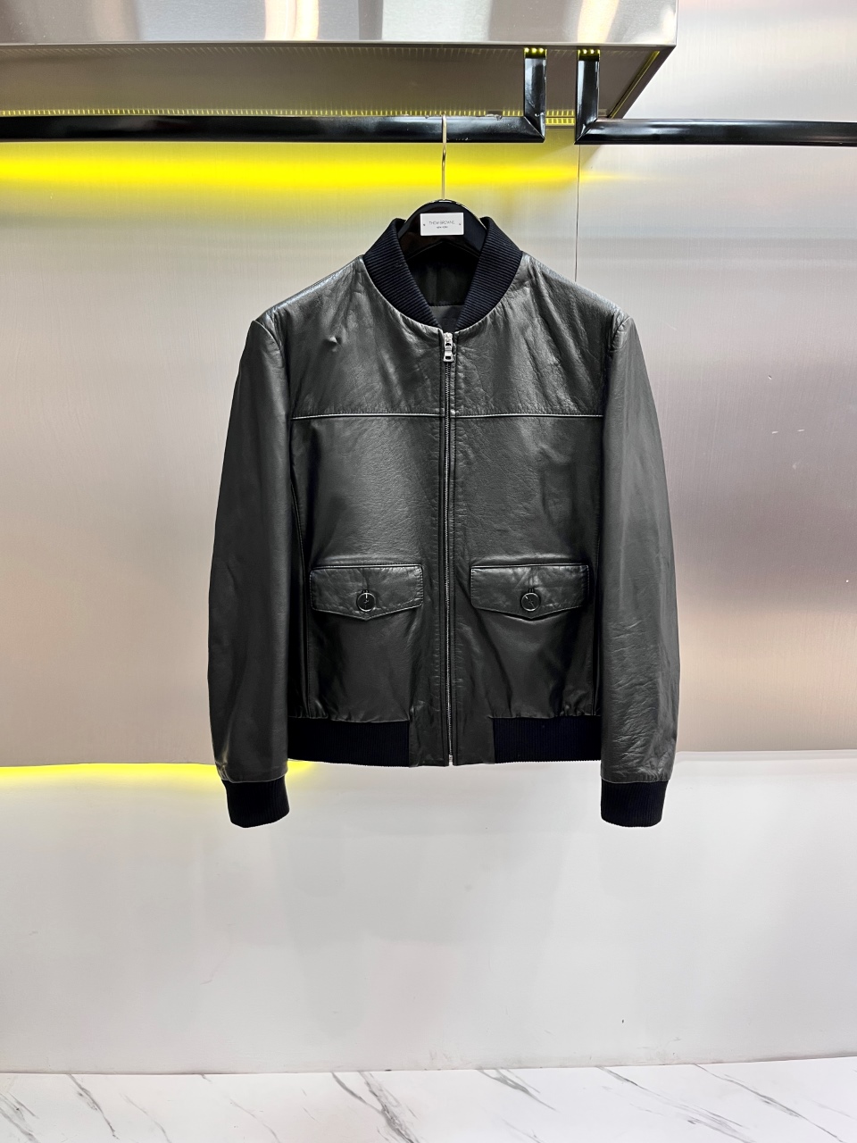 NO:675208,Brand Prada Material cowhide Craftsmanship Size 48-56 (special size customization),,prada,cowhide,Top Customize119860909品牌普拉达 材质牛皮 工艺 尺码48-56（特殊尺码定制）,,prada,cowhide,Top Customize1,Men's clothing