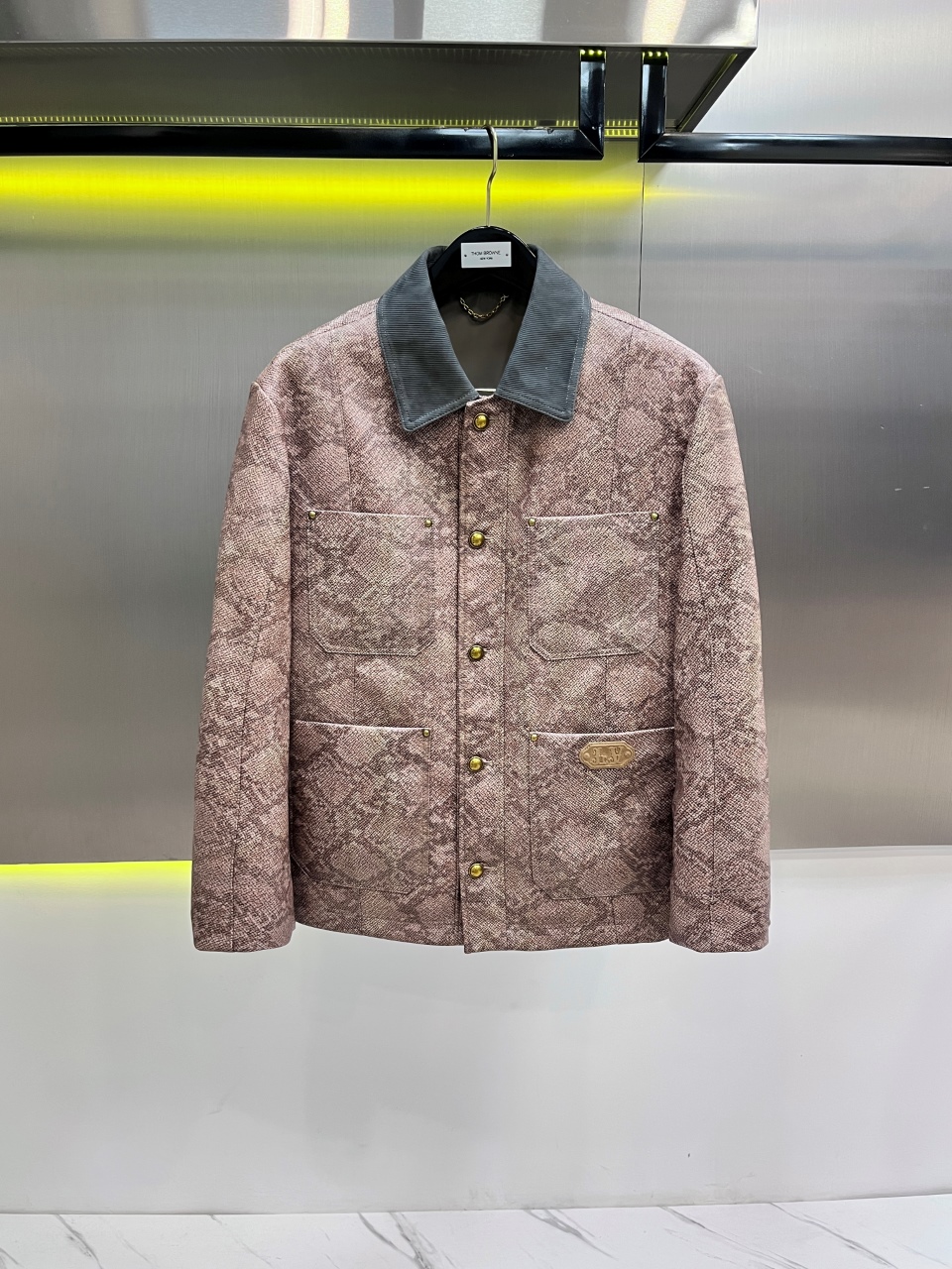 NO:675229,Brand Louis Vuitton Material Sheepskin Craftsmanship Size 48-56 (special size customization),,louis vuitton,sheepskin,Top Customize119860909品牌路易威登 材质绵羊皮 工艺 尺码48-56（特殊尺码定制）,,louis vuitton,sheepskin,Top Customize1,Men's clothing