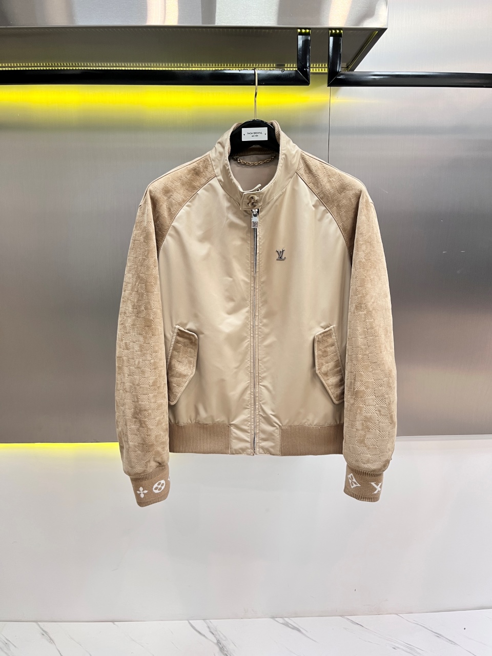 NO:675226,Brand Louis Vuitton Material imported goat hybrid Craftsmanship Size 48-56 (special size customization),,louis vuitton,Top Customize119860909品牌路易威登 材质进口山羊混种 工艺 尺码48-56（特殊尺码定制）,,louis vuitton,Top Customize1,Men's clothing