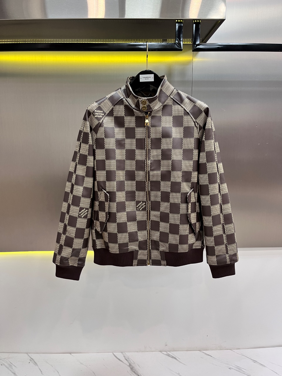 NO:675080,Brand Louis Vuitton Material imported cowhide Craftsmanship Printing Size 48-56 (special size customization),,louis vuitton,cowhide,Top Customize119860909品牌 路易威登 材质进口牛皮 工艺 印花 尺码48-56（特殊尺码定制）,,louis vuitton,cowhide,Top Customize1,Men's clothing
