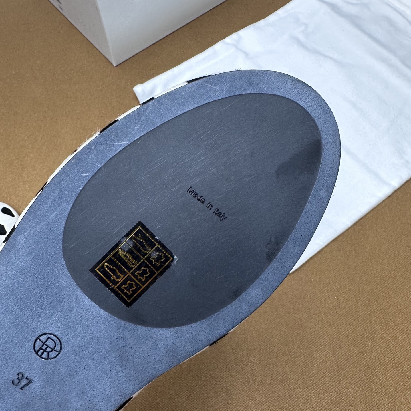 NO:237997,Outsole inside, ballet shoes19860909大底内里,芭蕾舞鞋,Women's Shoes