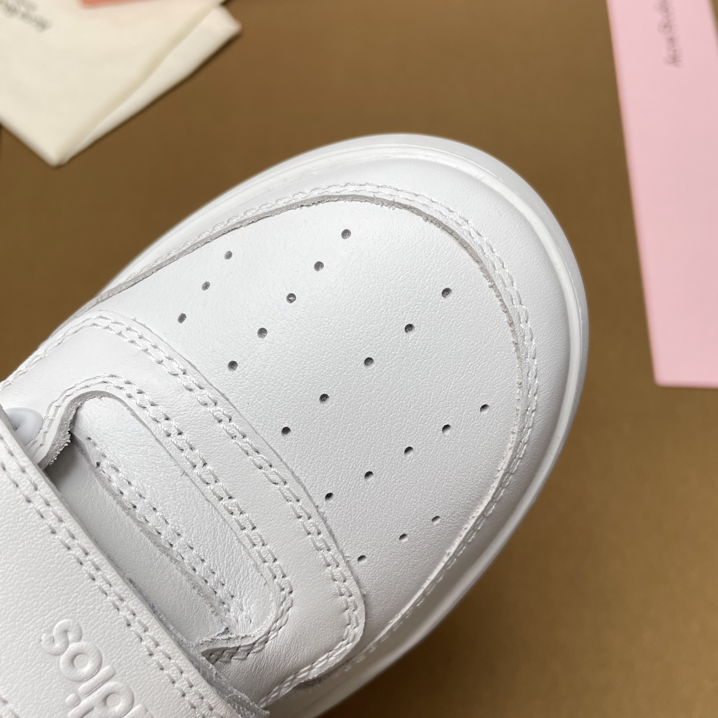 NO:237968,Details, casual shoes/sports shoes, sneakers19860909细节,休闲鞋/运动鞋,sneakers,Women's Shoes