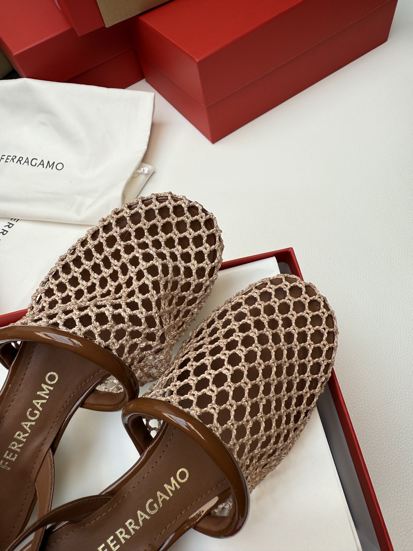 NO:390140,Details, semi-slides, sandals19860909细节,半拖凉鞋,sandals,Women's Shoes