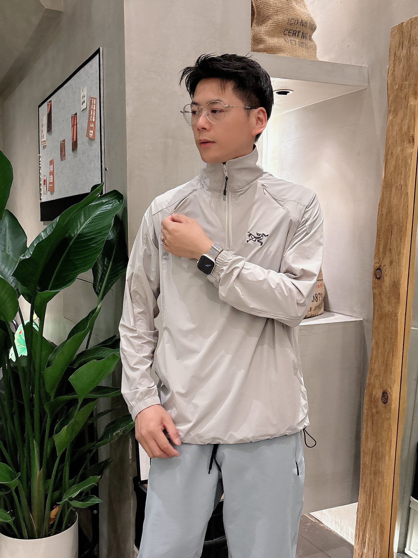  大鸟防晒冲锋衣 重磅新品‼️25FW 防嗮 采用结实舒适经编科技GORE-TEX面料 多拉链口袋 设计