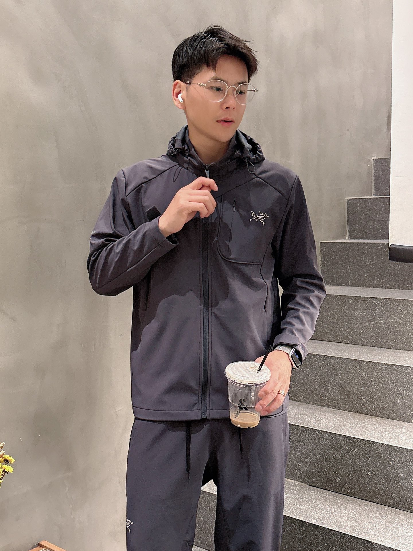  大鸟防晒冲锋衣 重磅新品‼️25FW 防嗮 采用结实舒适经编科技GORE-TEX面料 多拉链口袋 设计