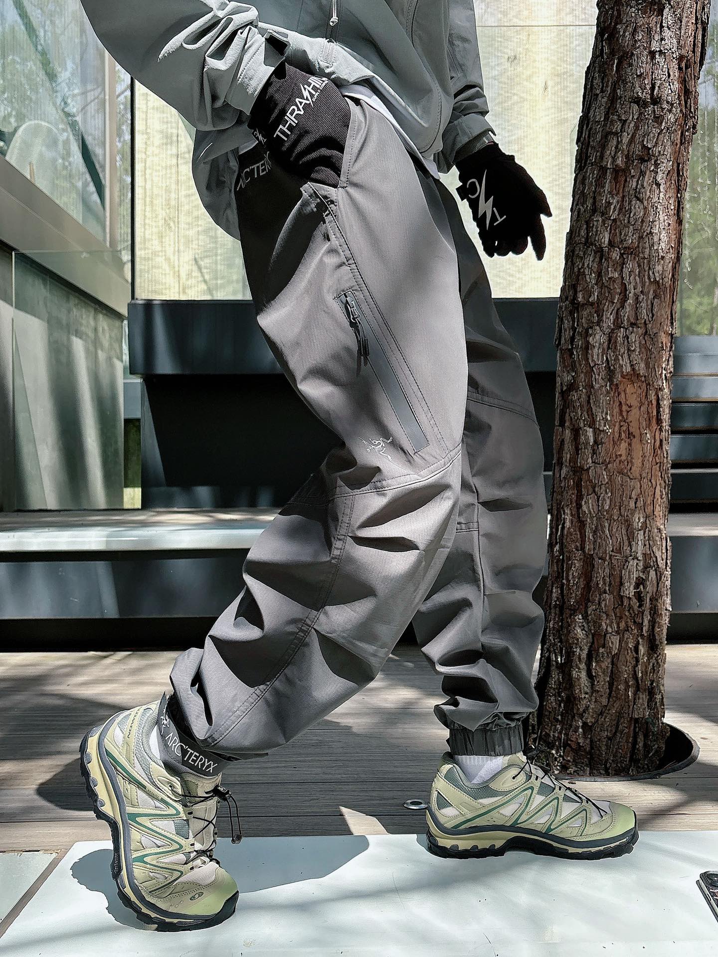 2025春夏款ARC'TERYX始祖鸟 GAMMA LT 男子 鸟家户外运动休闲冲锋裤专业研发的科技导湿