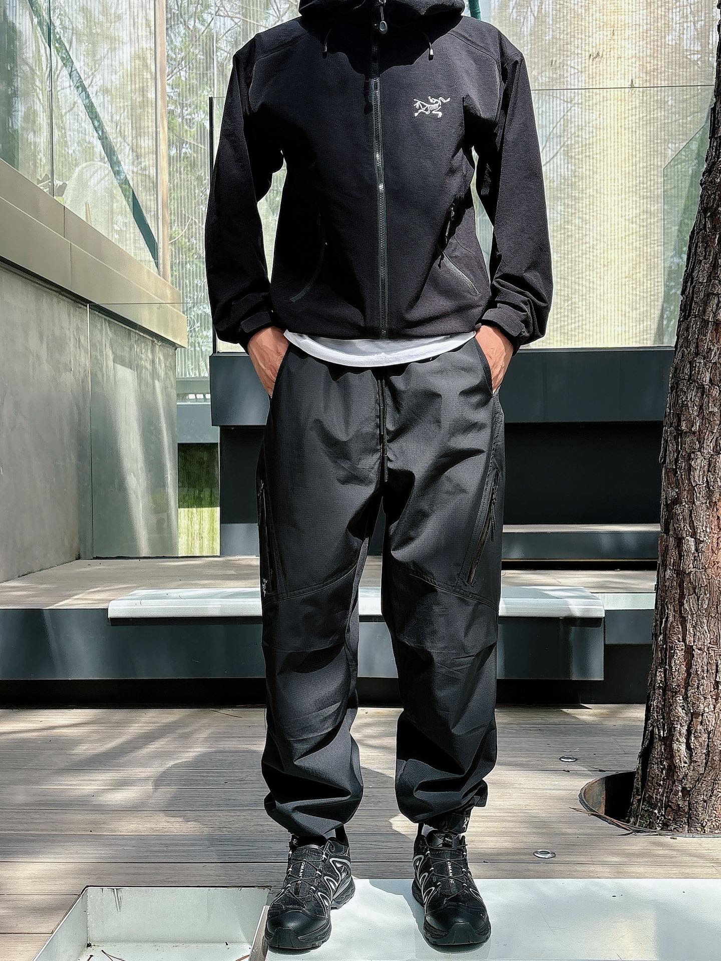 2025春夏款ARC'TERYX始祖鸟 GAMMA LT 男子 鸟家户外运动休闲冲锋裤专业研发的科技导湿