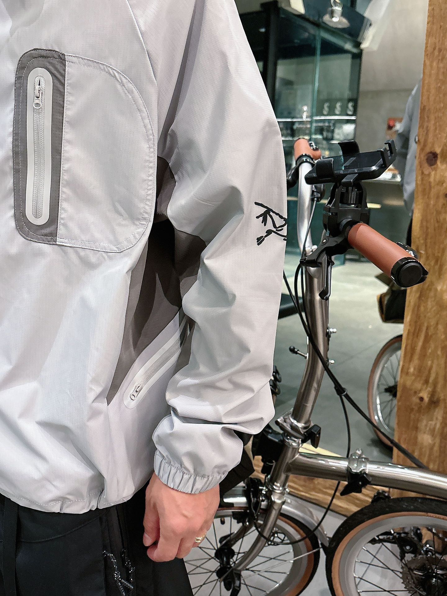 2025秋冬Arc鸟家柜子新款COVERT PULLOVER 户外运动套头连帽衣压胶口袋，进口高定科技面