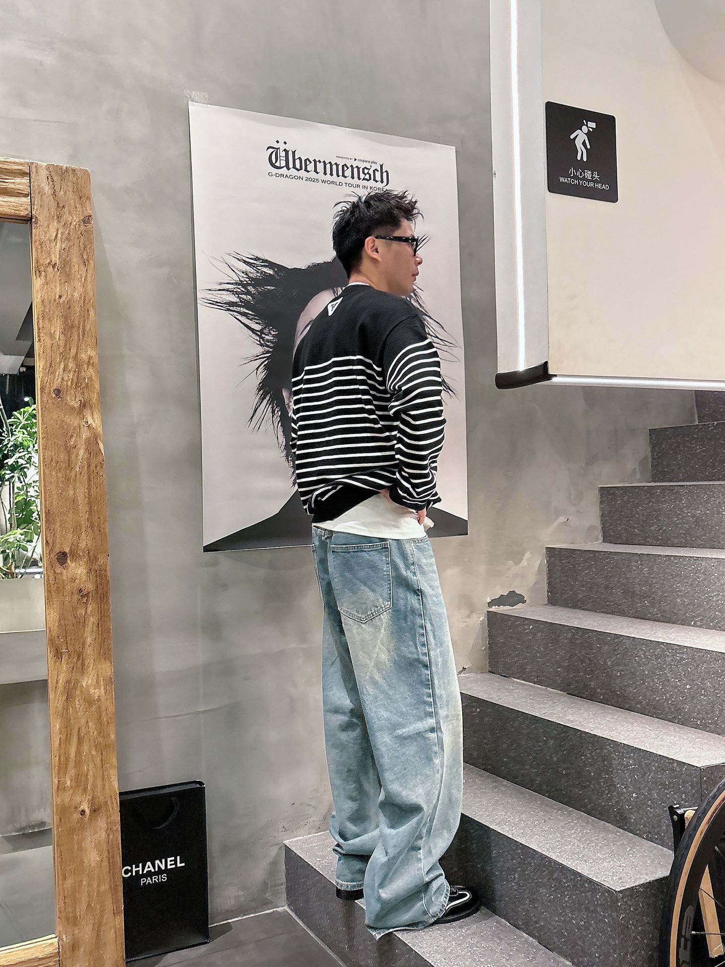 普家新款毛衣，上身宽松纱线采用细针织法，上身舒适，不挑身材 男女同款，秋冬毛衣，是今年最好看的情侣装，秋