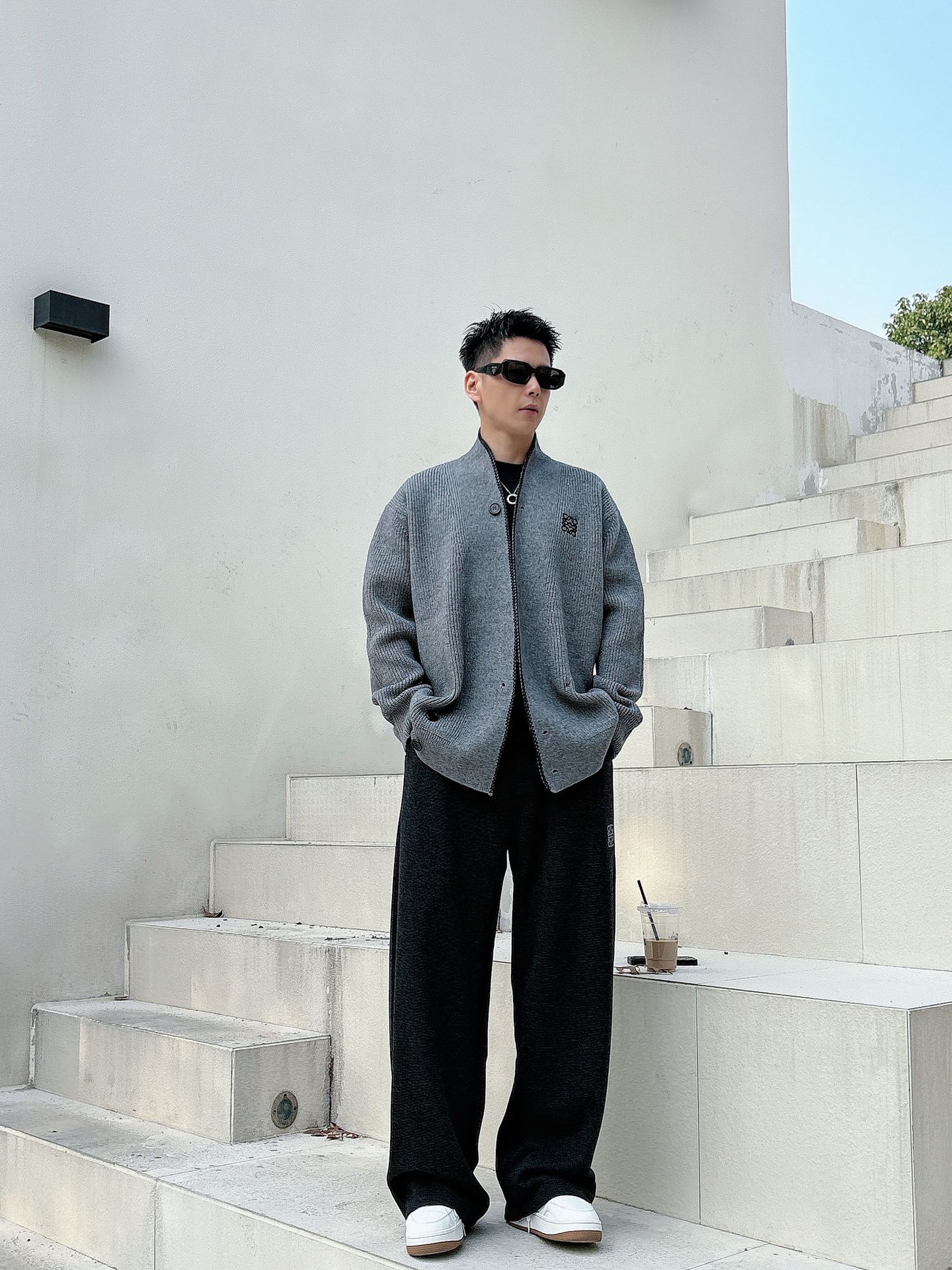 罗意威新款开衫老钱毛衣，上身舒适，不挑身材 男女同款，秋冬毛衣，是今年最好看的情侣装，秋冬必备百搭不出错