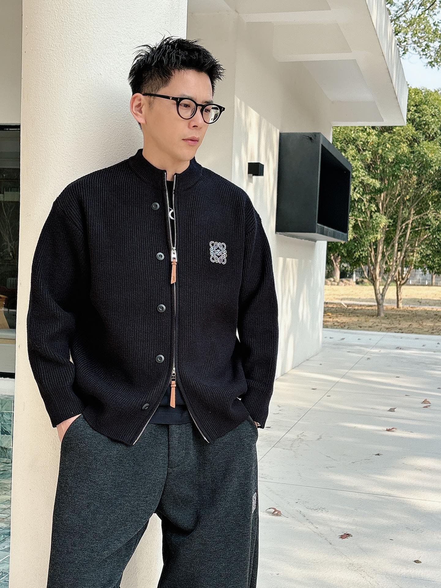 罗意威新款拉链开衫老钱毛衣，上身舒适，不挑身材 男女同款，秋冬毛衣，是今年最好看的情侣装，秋冬必备百搭不